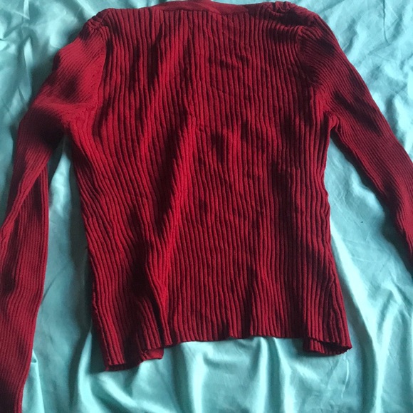 Red sweater - Picture 2 of 2